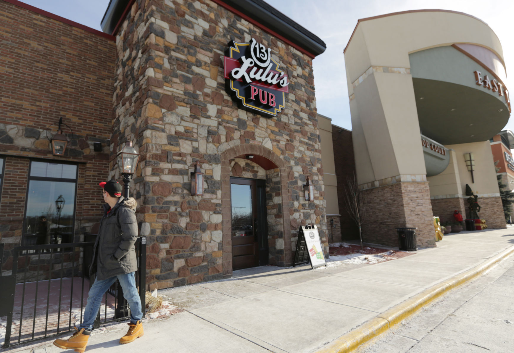 Lulu's exterior